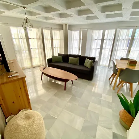4pax En Pleno Centro Plaza Salvador Apartment *