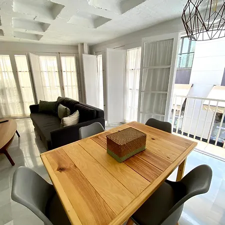 Apartment 4pax En Pleno Centro Plaza Salvador